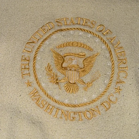 Washington DC sweatshirt medium - Picture 2 of 4